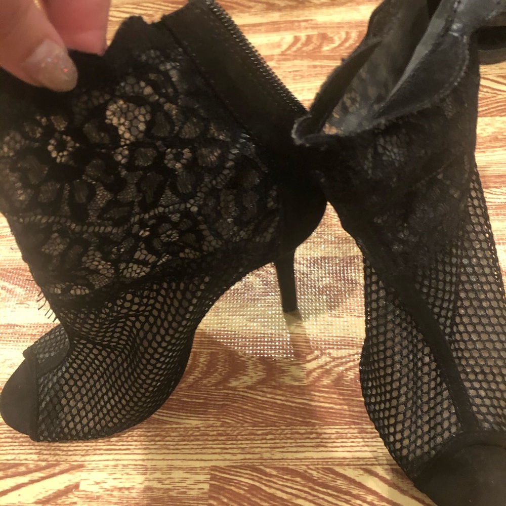 Chinese laundry lace mesh heels